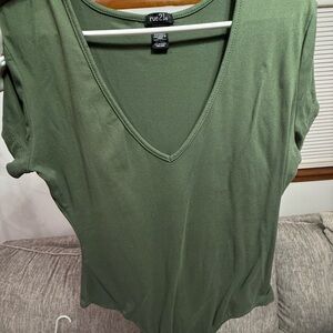 Rue21 Women's Olive Short Sleeve V-Neck Tee